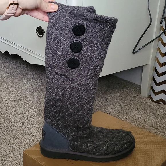 UGG Sweater Boots - Picture 6 of 7